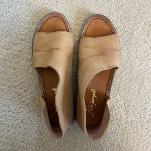 free people royale flat open toe - light tan